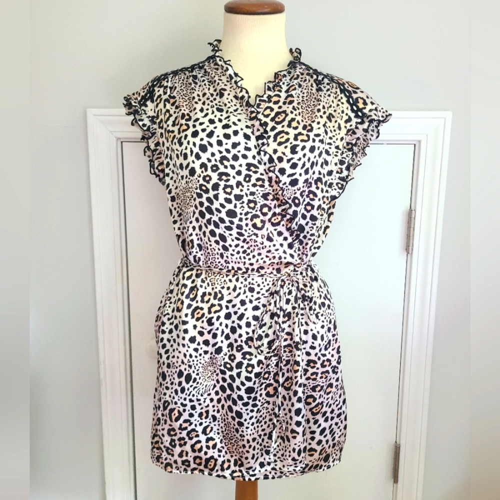 Seductive Wear By Cinema Etoile Satin Wrap Top Size M Animal Print Babydoll Robe